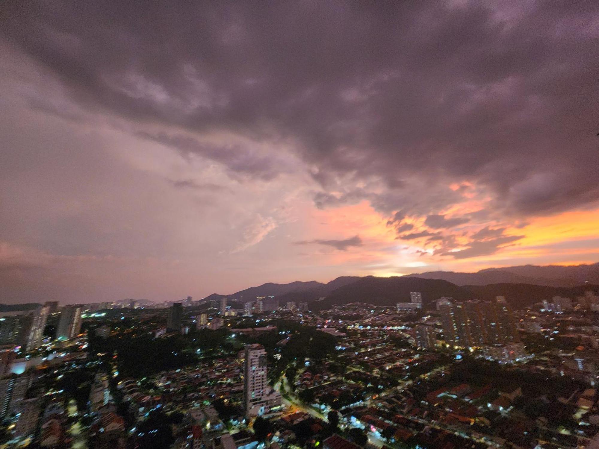 Jelutong Urban Suites - Penang מראה חיצוני תמונה